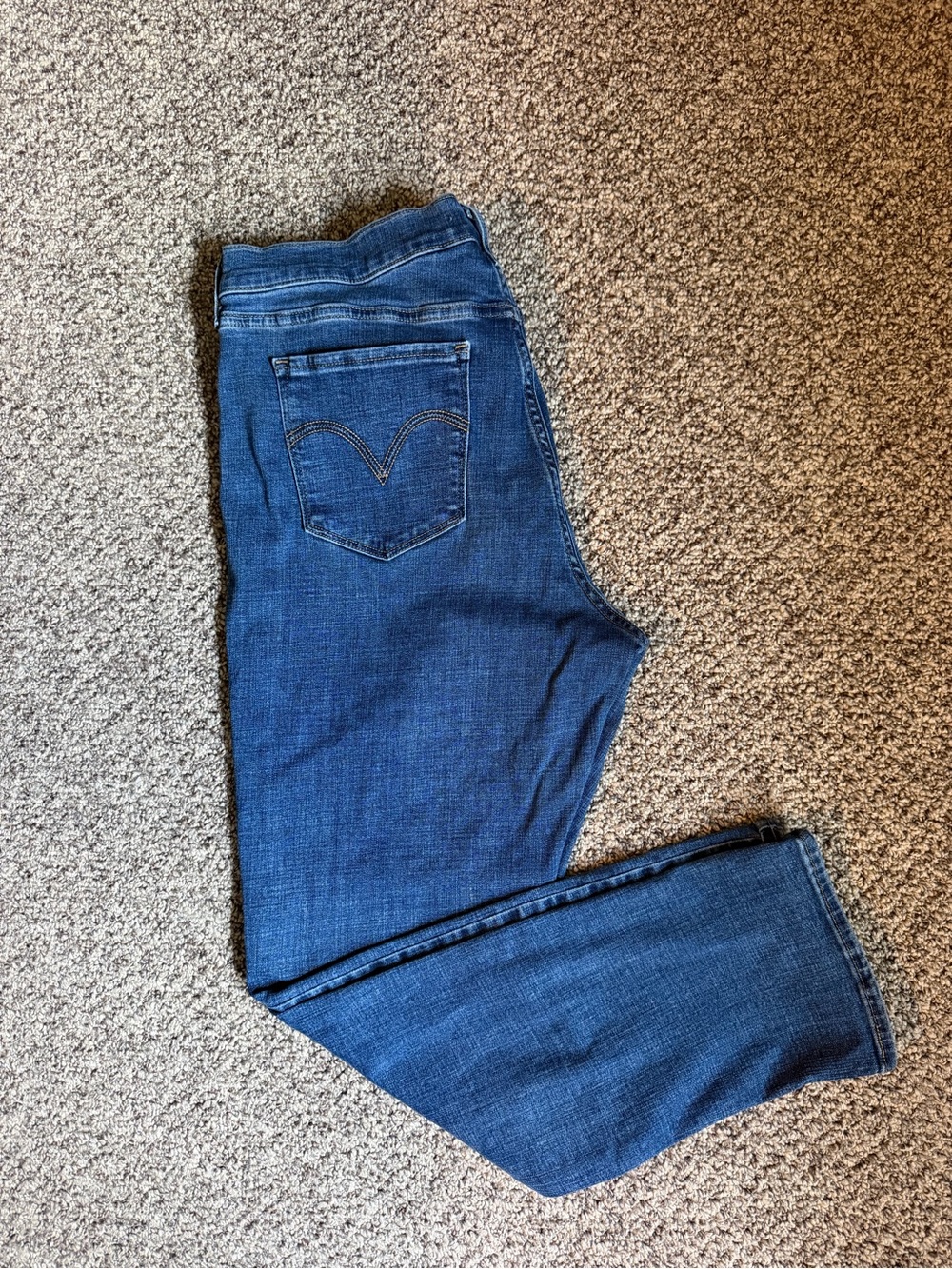 Levi's Straight Leg Jeans in Deep Blue Denim